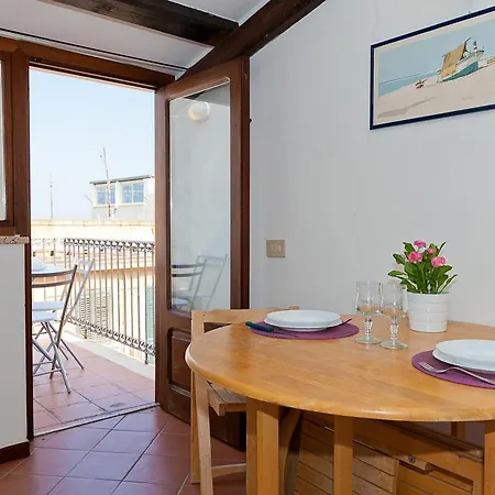 Apartment Terrazza Bordonaro Cefalu