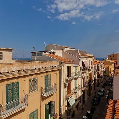 Terrazza Bordonaro Apartment Cefalu